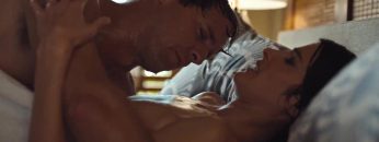 Cobie-Smulders-Friends-From-College-nude-scene.mp4 thumbnail