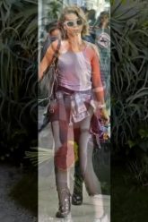 Sarah-Hyland-Jerk-off-challenge.mp4 thumbnail