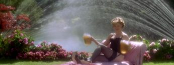 Julie-Bowen-Sexy-Happy-Gilmore-1996.mp4 thumbnail