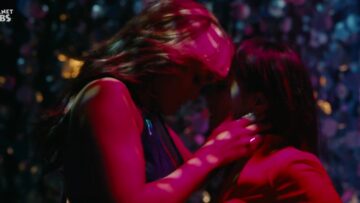Sexy - Hustlers (2019) with Constance Wu & Jennifer Lopez & Cardi B