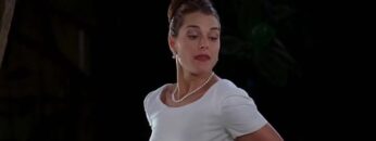 Brooke-Shields-Sexy-The-Bachelor-1999.mp4 thumbnail