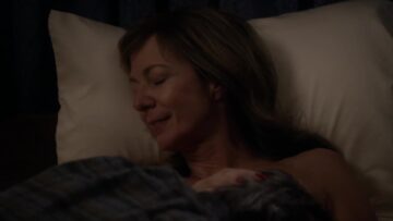 Nude - Masters of Sex s02e01 (2014) with Allison Janney