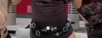 Jennie-Kim-Sexy-dancing-on-stage.mp4 thumbnail