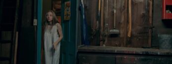 Amanda-Seyfried-Natalia-Dyer-Sexy-Things-Heard-Seen-2021.mp4 thumbnail
