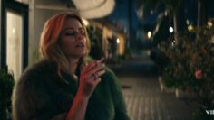 Elizabeth-Banks-Sexy-Skincare-2024.mp4 thumbnail