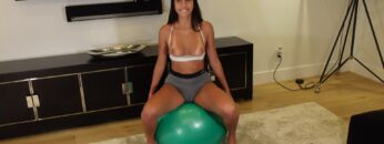 Izzy-Green-Leaked-Onlyfans-porn.mp4 thumbnail