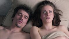 Alice-Dwyer-Nackt-Drei-Zimmer-Kuche-Bad-2012.mp4 thumbnail