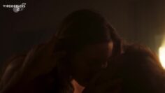 Vita-Tepel-Nackt-Inga-Lindstrom-Fliehende-Pferde-in-Sormland-2022.mp4 thumbnail