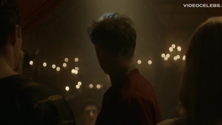 Nackt - Strange Angel s02e01 (2019)