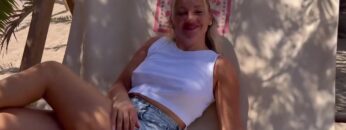 Evelyn-Burdecki-Sexy-ohne-BH.mp4 thumbnail