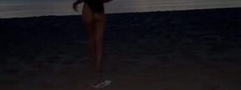 Jouerdis-Nackt-am-Strand.mp4 thumbnail