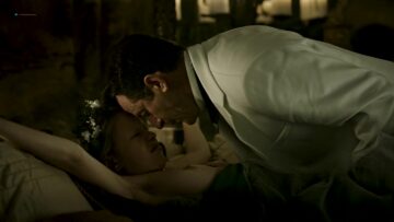 Mia-Goth-Nude-scene-A-Cure-for-Wellness-2016.mp4 thumbnail