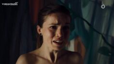 Zoe-Moore-Nackt-Mutter-Kutter-Kind-2021.mp4 thumbnail