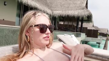 HoneyPuu-Bikini-Video-Leak.mp4 thumbnail