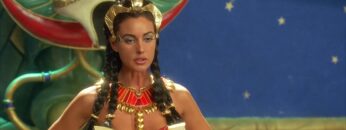 Noemie-Lenoir-Sexy-Asterix-Obelix-Mission-Cleopatra-2002.mp4 thumbnail