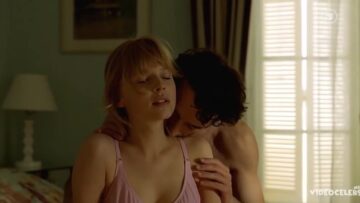 Clemence-Poesy-Nude-Olgas-Sommer-2002.mp4 thumbnail