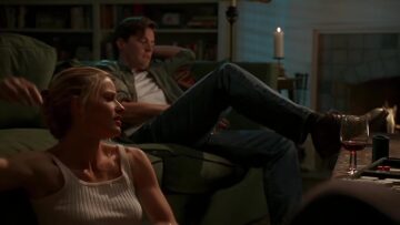 Elisabeth-Shue-Sexy-The-Trigger-Effect-1996.mp4 thumbnail