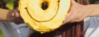 Emily-Ratajkowski-Topless-video.mp4 thumbnail