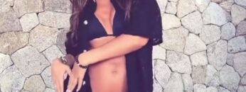 Jessica-Alba-Hot-bikini-clip.mp4 thumbnail