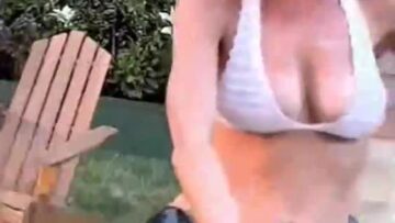 Katy-Perry-Hot-bikini-video.mp4 thumbnail