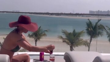 Michelle-Hunziker-Zeigt-ihren-Korper.mp4 thumbnail