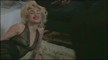 Miley-Cyrus-Nude-Photoshoot.mp4 thumbnail