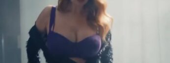 Palina-Rojinski-Sexy-in-Unterwasche.mp4 thumbnail