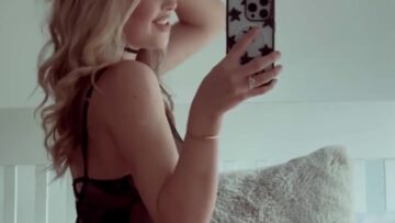 Sterre-Meijer-Leaked-FanFix-Porn.mp4 thumbnail