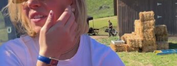 Sydney-Sweeney-Showing-off-her-lingerie.mp4 thumbnail