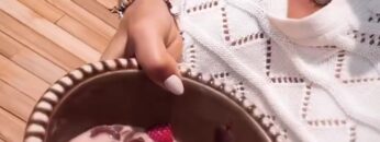 Annemarie-Carpendale-Downblouse-Nip-Slip.mp4 thumbnail