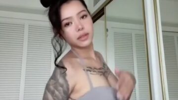 Bella-Poarch-Sexy-bikini-clip.mp4 thumbnail