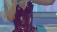 Christina-Aguilera-Sexy-on-stage.mp4 thumbnail