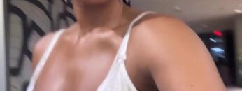 Keri-Hilson-Sexy-braless-cleavage.mp4 thumbnail