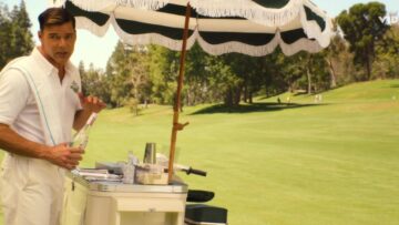 Kristen-Wiig-Sexy-–-Palm-Royale-s01e05-2024.mp4 thumbnail