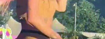 Rita-Ora-Sexy-on-stage.mp4 thumbnail