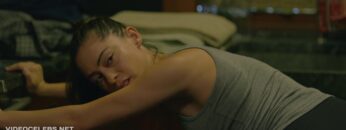 Rosa-Salazar-Nude-Bird-Box-2018.mp4 thumbnail