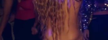 Shakira-Shaking-her-ass.mp4 thumbnail