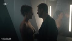 Emily-Cox-Nackt-Kleine-Eheverbrechen-2023.mp4 thumbnail