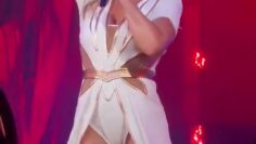 Helene-Fischer-Sexy-auf-der-Buhne.mp4 thumbnail