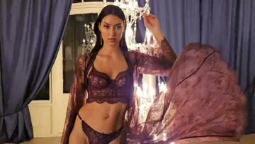 Sexy dessous clip