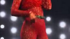 Dua-Lipa-Showing-off-her-body.mp4 thumbnail