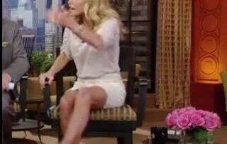 Upskirt - Live with Regis & Kelly