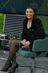 Laura-Wontorra-Sexy-in-Strumpfhose.mp4 thumbnail