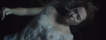 Lea-Seydoux-Sexy-The-Beast-La-bete-2023.mp4 thumbnail