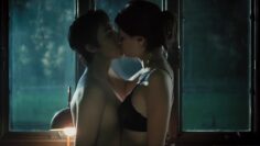 Mischa-Barton-Emily-Meade-Nude-sexy-Assassination-of-a-High-School-President-2008.mp4 thumbnail
