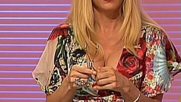 Sonya-Kraus-Sexy-Video-Clip.mp4 thumbnail