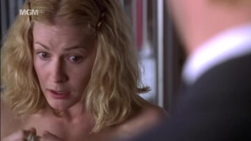 Elisabeth-Shue-Nude-Molly-1999.mp4 thumbnail