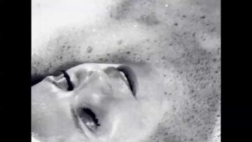 Heidi-Klum-Nude-LOVE-Magazines-2016.mp4 thumbnail