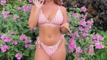 Liberty-Poole-Sexy-underboob-video.mp4 thumbnail