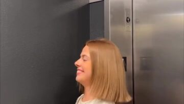 Mathilda-Mkh-Oops-Nippel.mp4 thumbnail